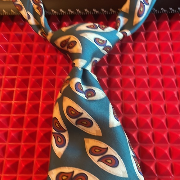 BRITCHES OF GEORGETOWNE NECKTIE - Picture 4 of 9